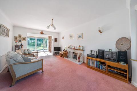 4 bedroom detached house for sale, Chantry Hurst, Epsom KT18