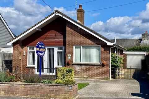 2 bedroom bungalow for sale, Fairlie, Poulner, Ringwood, BH24 1TR