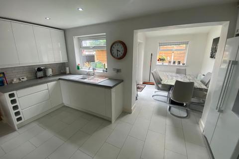90 Chestnut Street, Chadderton, Oldham, OL9 8HF