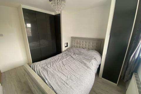 90 Chestnut Street, Chadderton, Oldham, OL9 8HF