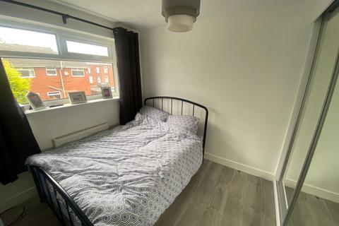 90 Chestnut Street, Chadderton, Oldham, OL9 8HF