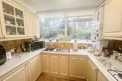 21 Links View, Sutton Coldfield, B74 3EP