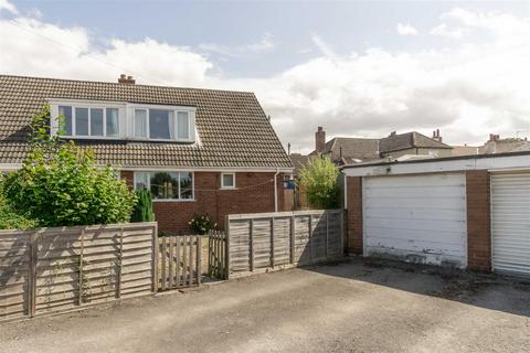 3 bedroom semi-detached bungalow for sale, Ivy Close, Carlton, Goole