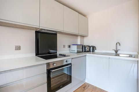 1 bedroom apartment to rent, Quay Central, Jesse Hartley Way, Liverpool