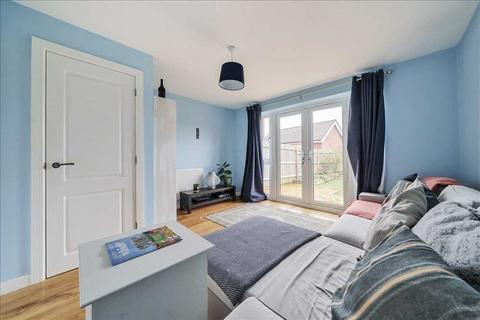 8 Observer Point Road, Overton, Basingstoke, RG25 3FA
