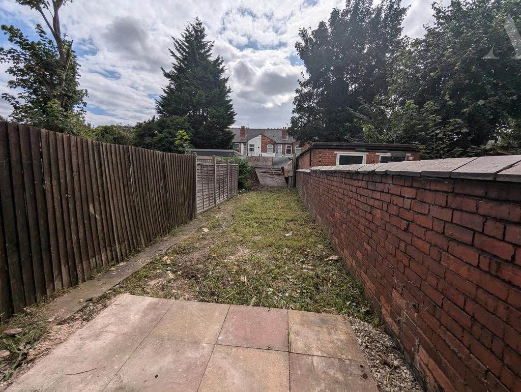 Deykin Road - Garden (1) - Copy