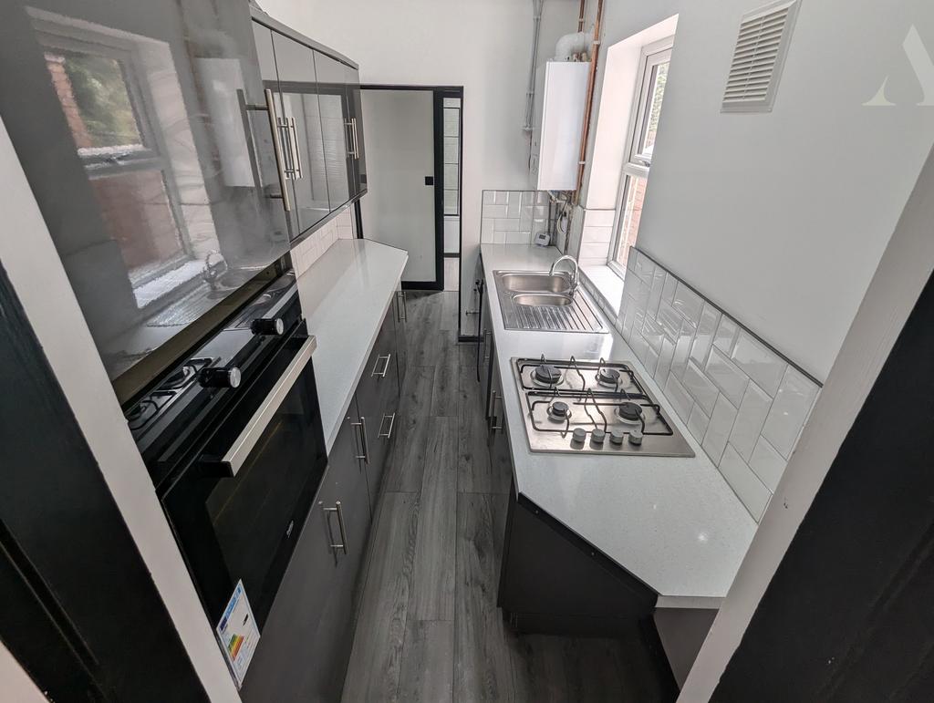 Deykin Road - Kitchen