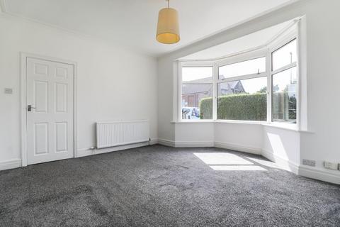 3 bedroom terraced house for sale, Hookstone Avenue, Harrogate, HG2 8ER