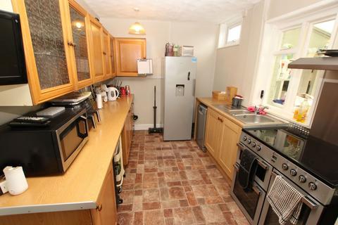 2 bedroom end of terrace house for sale, Westwood New Road, Tankersley