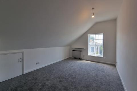 1 bedroom flat to rent, Queen Street, Deal, CT14