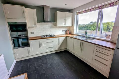 3 bedroom semi-detached house for sale, Ger Y Coed, Pontyates, Llanelli, SA15 5UN