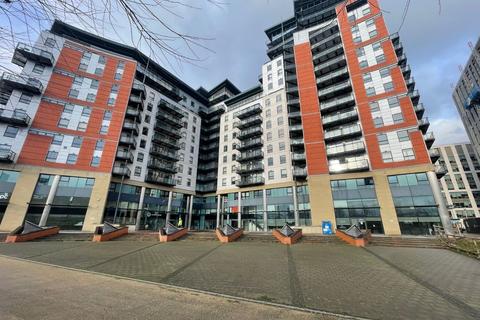 2 bedroom flat to rent, Riverside Way, Leeds, West Yorkshire, UK, LS1