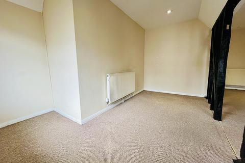 1 bedroom flat to rent, High Street, Maldon