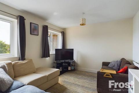 1 bedroom apartment for sale, Wapshott Road, Staines-upon-Thames, Surrey, TW18