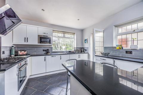 3 bedroom detached house for sale, Littledown Avenue, Bournemouth