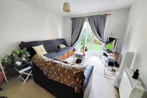 1 bedroom flat for sale, Ravenslaw Court, Alnwick, Northumberland, NE66 2NG