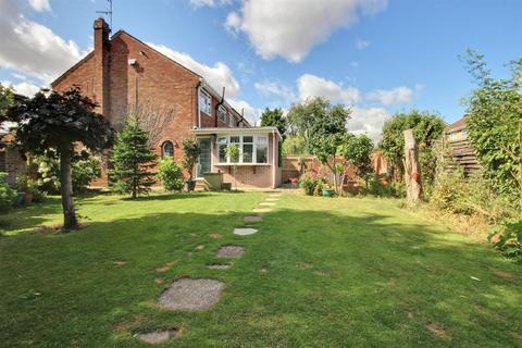 10 Burdon Close, Willerby, Hull, HU10 6QZ