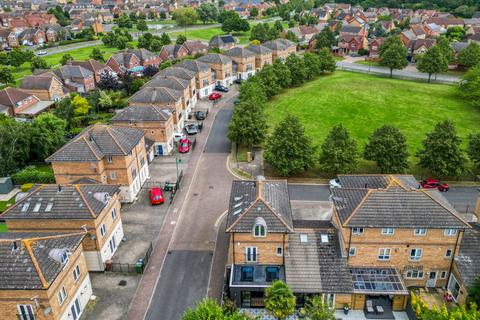 4 bedroom townhouse for sale, Stanton Square, Peterborough PE7