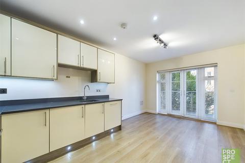 2 bedroom apartment to rent, Bridge Avenue, Maidenhead, Berkshire, SL6