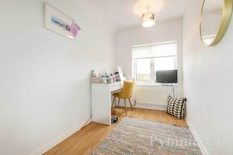 46 Edgefield Close, Norwich, NR6 7HP
