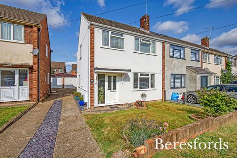 undefined, Queenswood Avenue, Hutton, CM13