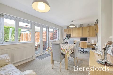 undefined, Queenswood Avenue, Hutton, CM13