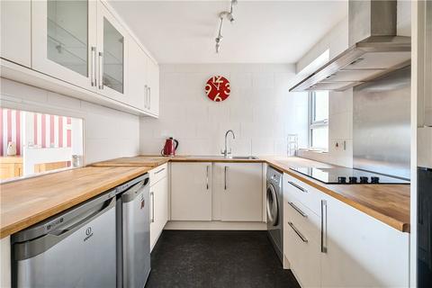 2 bedroom apartment for sale, Homelands Drive, London