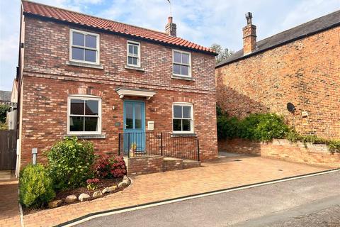 4 bedroom detached house for sale, Back Lane, Raskelf