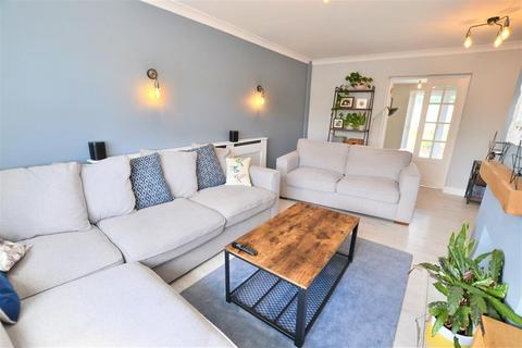 3 bedroom terraced house for sale, Watchill Avenue, Highridge, Bristol, BS13