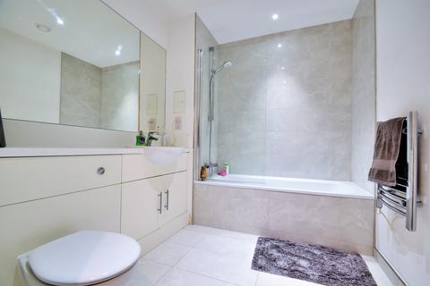 1 bedroom apartment for sale, at Liberty House, Juniper Drive, London SW18