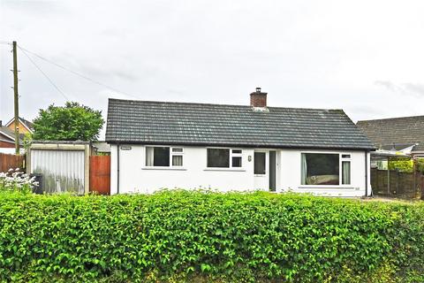 3 bedroom bungalow for sale, North Avenue, Llandrindod Wells, Powys, LD1