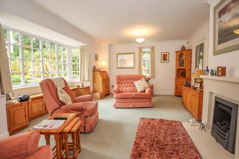 3 bedroom end of terrace house for sale, Hollywood Lane, Lymington, Hampshire, SO41