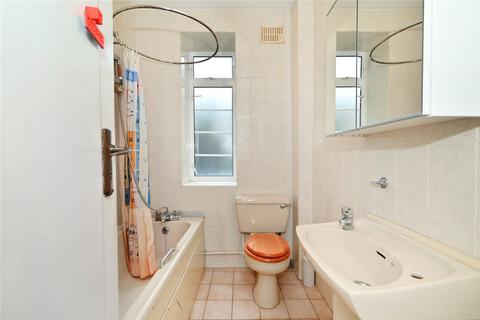 1 bedroom apartment for sale, Hillfield Court, Belsize Avenue, Belsize Park, London, NW3