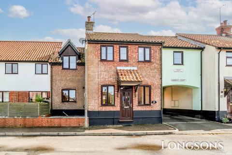 3 bedroom terraced house to rent, Sandles Court, Castle Acre