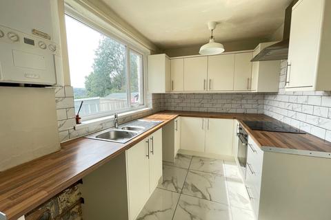 3 bedroom terraced house for sale, Royd Avenue, Millhouse Green, S36