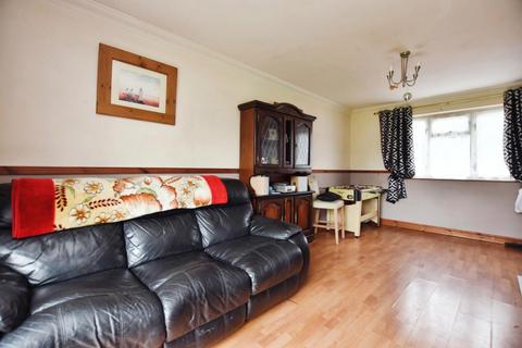 3 bedroom terraced house for sale, Blackthorn Road, Bristol