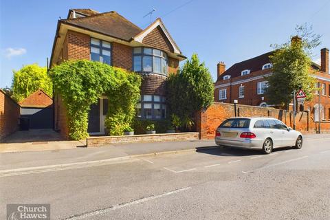 4 bedroom house for sale, London Road, Old Maldon