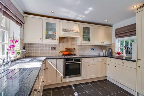 3 bedroom detached house for sale, Northfield Lane, Wakefield WF4