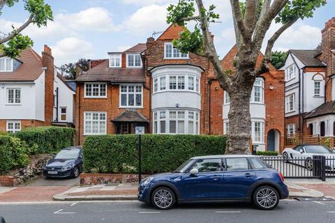 3 bedroom flat for sale, Ferncroft Avenue, Hampstead, NW3