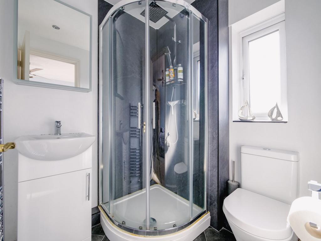 Ensuite