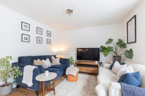 2 bedroom apartment for sale, Gloucester Road, Town Centre, Cheltenham, GL51