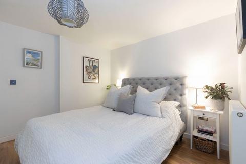 2 bedroom apartment for sale, Gloucester Road, Town Centre, Cheltenham, GL51