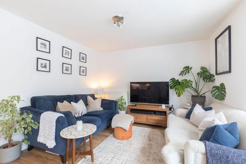 Flat 1, 267 Gloucester Road, Cheltenham, GL51 7AA