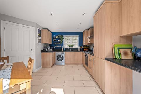 14 Alnwick Way, Grantham, NG31 8UJ