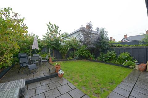 4 bedroom semi-detached house for sale, Copthorne Drive, Copthorne, Shrewsbury