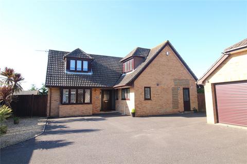 4 bedroom detached house for sale, Sandmartin Close, Barton On Sea, Hampshire, BH25