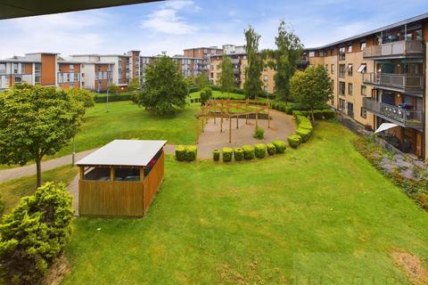 2 bedroom apartment for sale, Commonwealth Drive, Crawley RH10