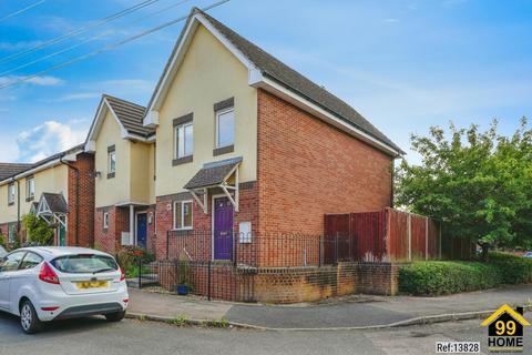 3 bedroom semi-detached house for sale, Cotteswold Road, Tewkesbury, Gloucestershire, GL20