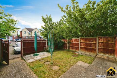 3 bedroom semi-detached house for sale, Cotteswold Road, Tewkesbury, Gloucestershire, GL20