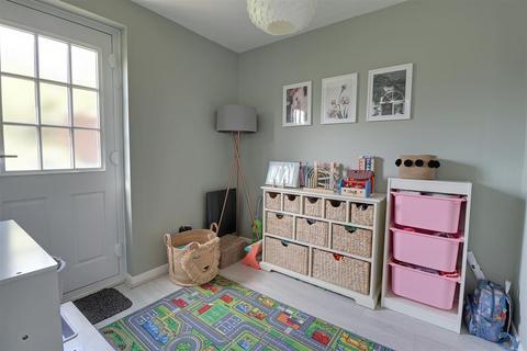 11 Birdwood Close, Abbeymead, Gloucester, GL4 5UF